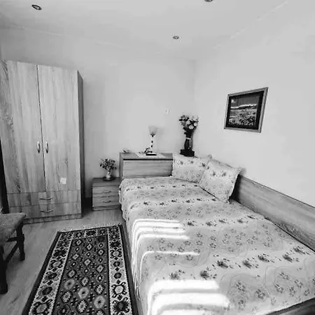 Boris House 5 Bed & Private Pool Vila Strumyani