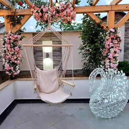 Boris House 5 Bed & Private Pool Вилла Strumyani