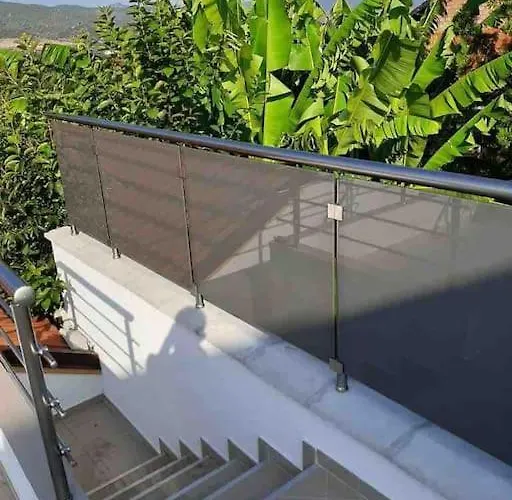 Boris House 5 Bed & Private Pool *