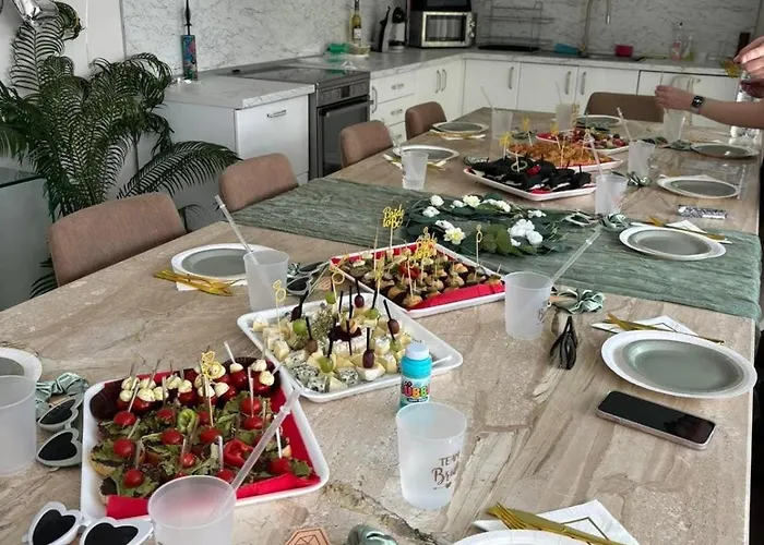 Boris House 5 Bed & Private Pool Villa