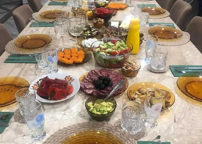 Boris House 5 Bed & Private Pool * Strumyani