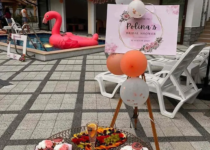 Boris House 5 Bed & Private Pool Villa