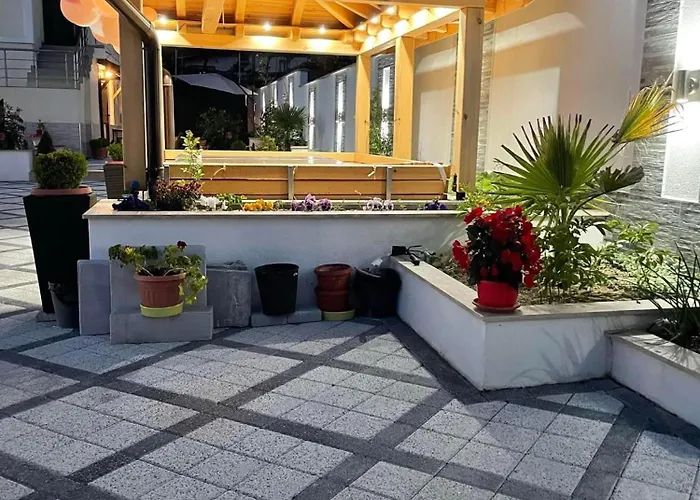 Boris House 5 Bed & Private Pool Villa